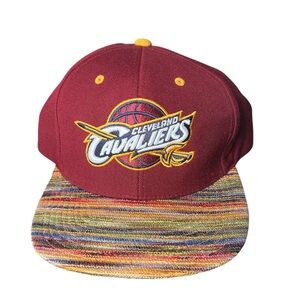 🟣Cleveland Cavaliers Cavs Snapback Hat Two Tone🌵🦎